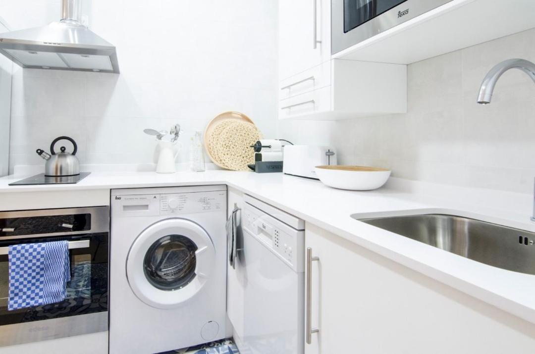 Comfy And Centric- 2Bd 1Bth- Espoz Y Mina Apartment Madrid Exterior photo